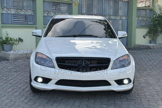 Mercedes-Benz C-Class 2009 White