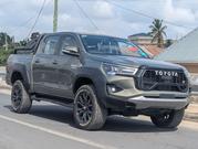 Toyota Hilux 2024 Gray for sale