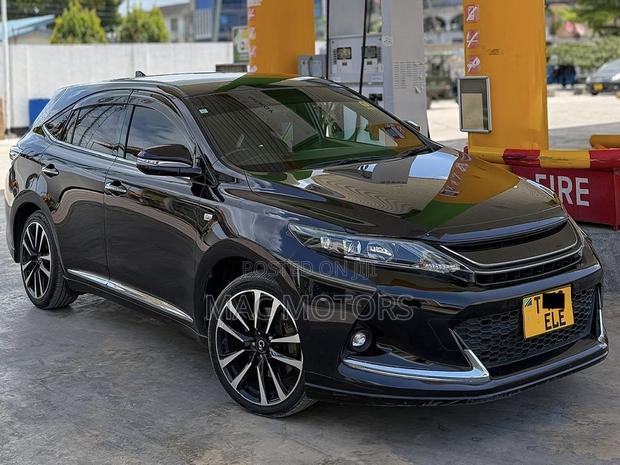 Toyota Harrier 2016 Black