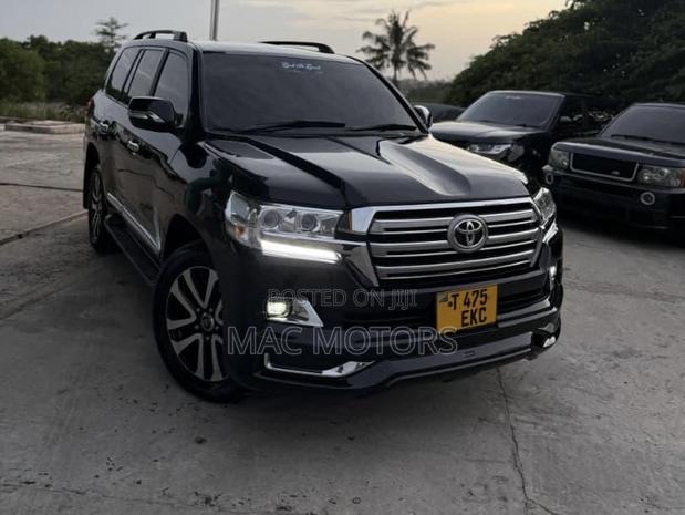 Toyota Land Cruiser 2019 Black