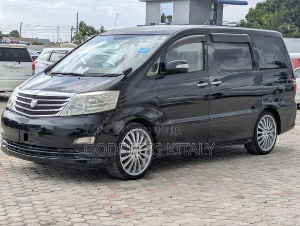 Toyota Alphard 2.4 Petrol AWD 2005 Black