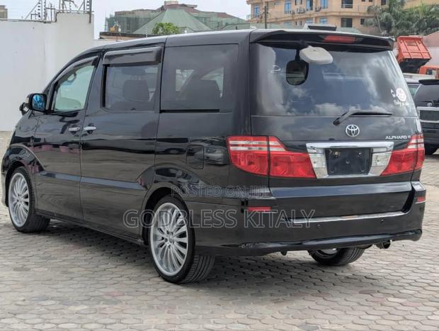 Toyota Alphard 2.4 Petrol AWD 2005 Black