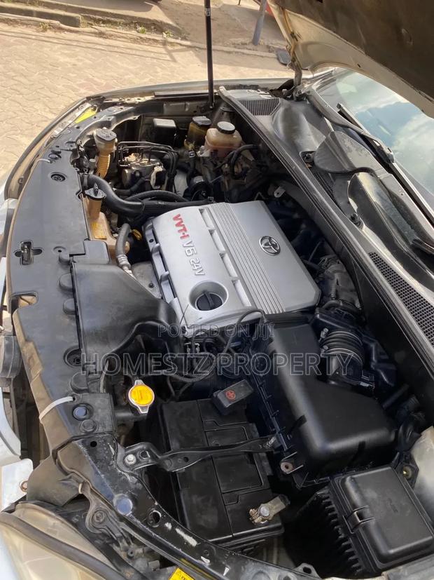 Toyota Harrier 2.4 4WD 2006 Silver