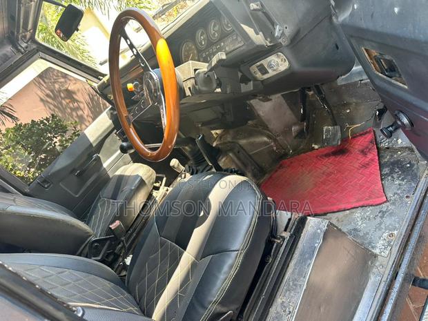 Land Rover Defender Soft Top 4x4 1995 Gray