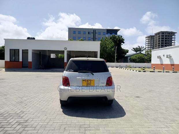 Toyota IST 2004 Silver