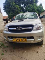 Toyota Hilux 2010 Silver for sale