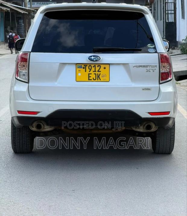 Subaru Forester 2.0D X 2009 White