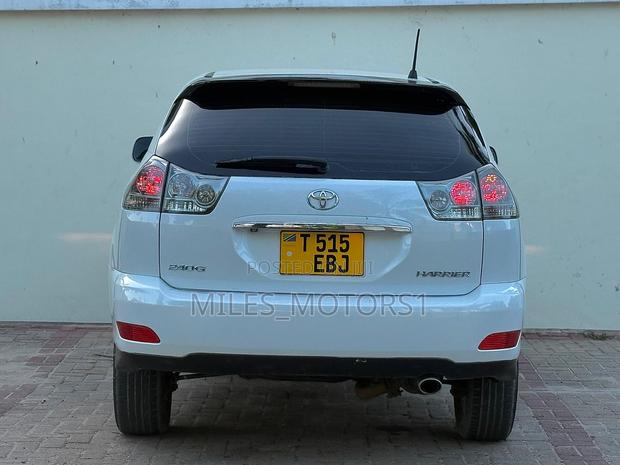 Toyota Harrier 2007 White