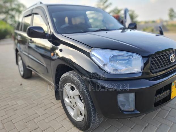 Toyota RAV4 1.8 2004 Black