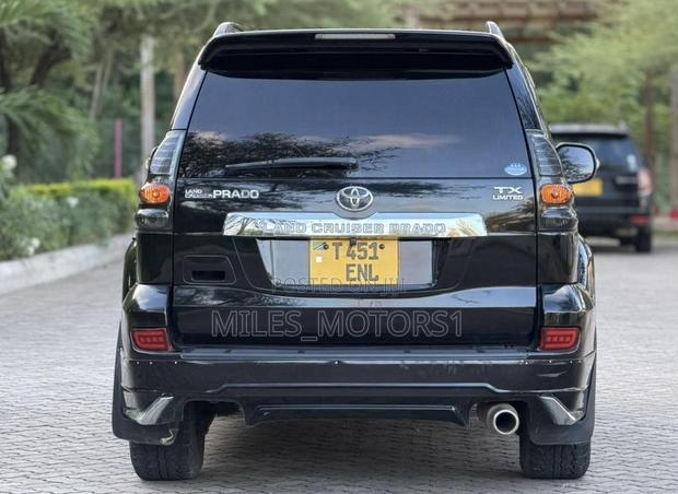 Toyota Land Cruiser Prado 2007 Black