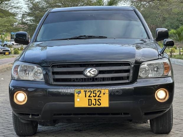 Toyota Kluger 2005 Matt Black