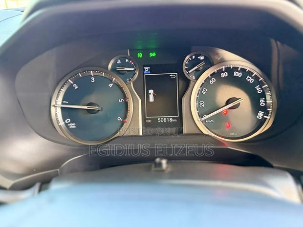 Toyota Land Cruiser Prado 2022 Black