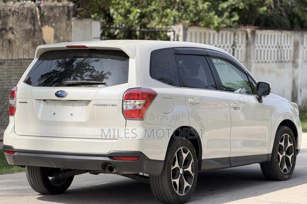 Subaru Forester 2013 White