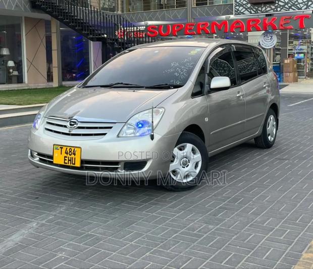 Toyota Corolla Spacio 1.5 X 2004 Silver