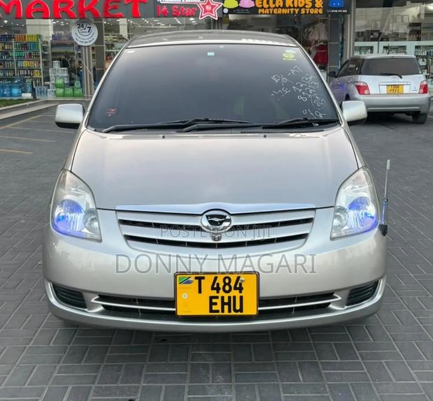 Toyota Corolla Spacio 1.5 X 2004 Silver