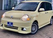 Toyota Sienta 1.5 AWD 2004 Yellow for sale