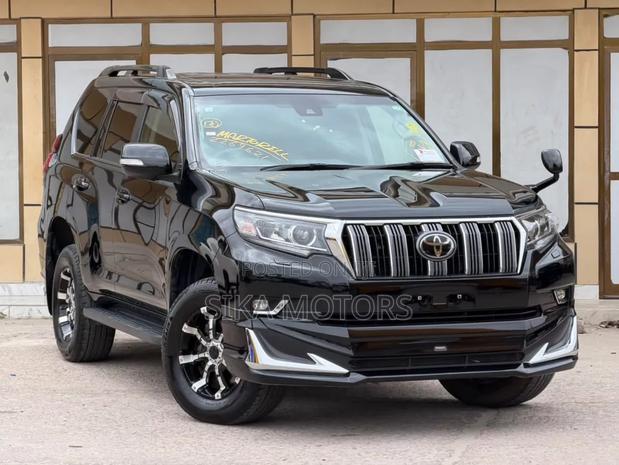 Toyota Land Cruiser Prado 2.7 2021 Black