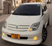 Toyota IST 2006 White for sale