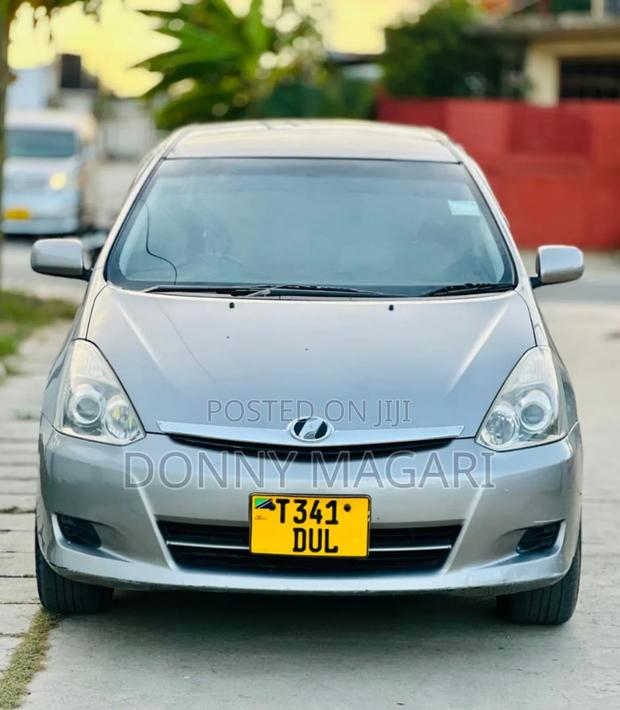 Toyota Wish 2007 Silver