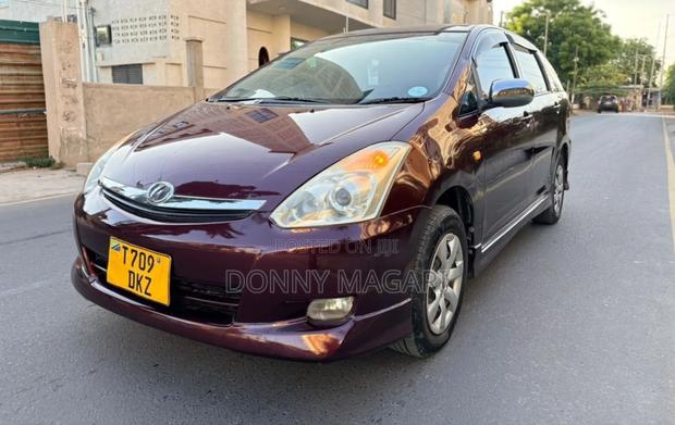 Toyota Wish 2005 Burgundy