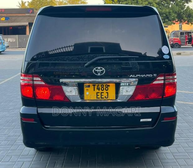 Toyota Alphard 2.4 Petrol AWD 2007 Black