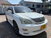 Toyota Harrier 2.4 2005 White for sale