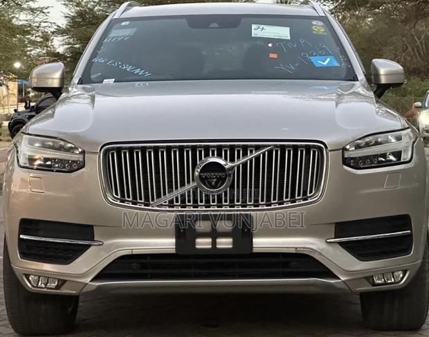 Volvo XC90 2016 Gold
