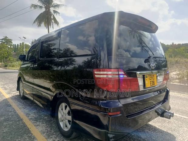 Toyota Alphard 2006 Black