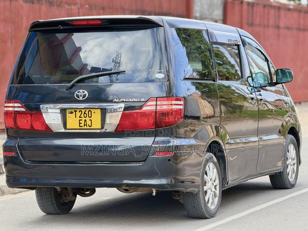 Toyota Alphard 2004 Black