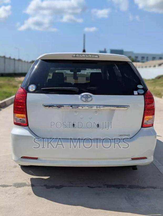 Toyota Wish 2006 White