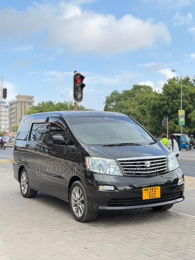 Toyota Alphard 2.4 Petrol AWD 2005 Black