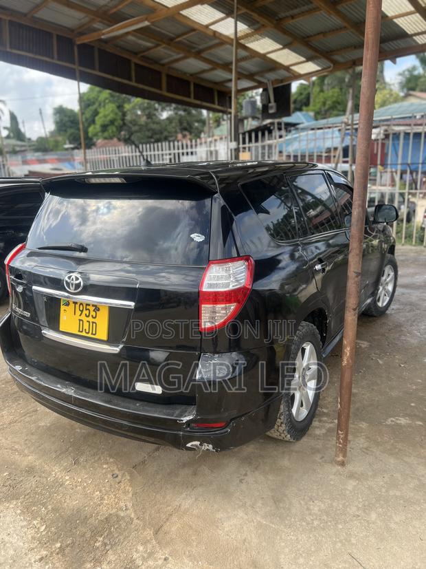 Toyota Vanguard 2009 Black