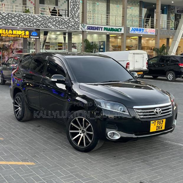 Toyota Vanguard 2008 Black
