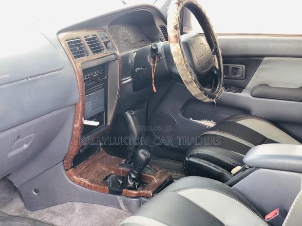 Toyota Hilux Surf 1997 Black
