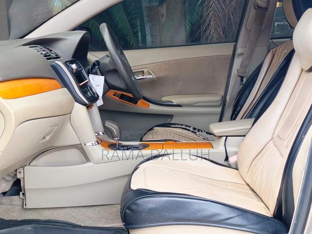 Toyota Premio 2010 Gray