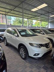 Nissan X-Trail 2015 White for sale