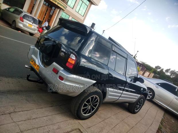 Toyota RAV4 1999 Black