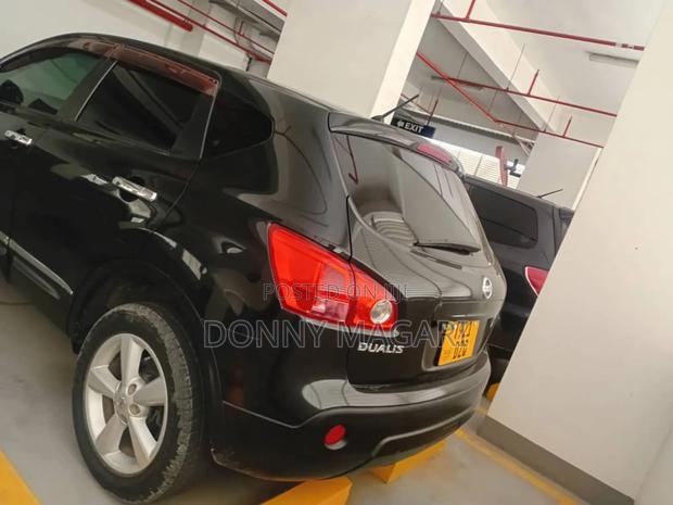 Nissan Dualis 2010 Black
