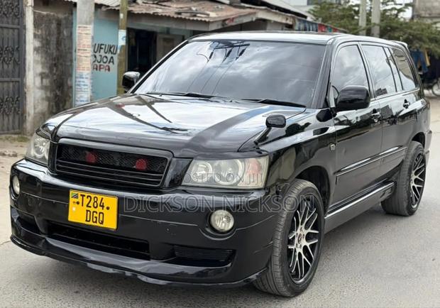 Toyota Kluger 2003 Black
