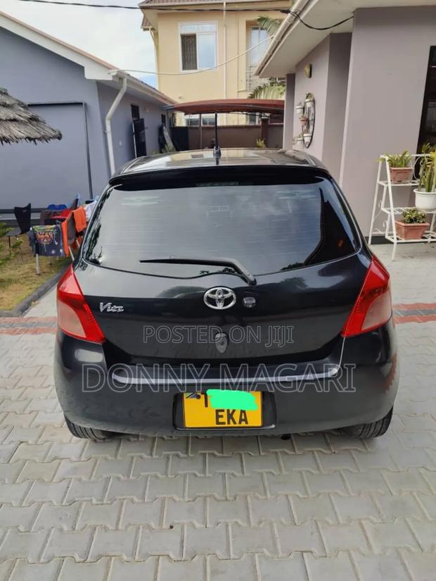 Toyota Vitz 1.3 AWD 3dr 2006 Black