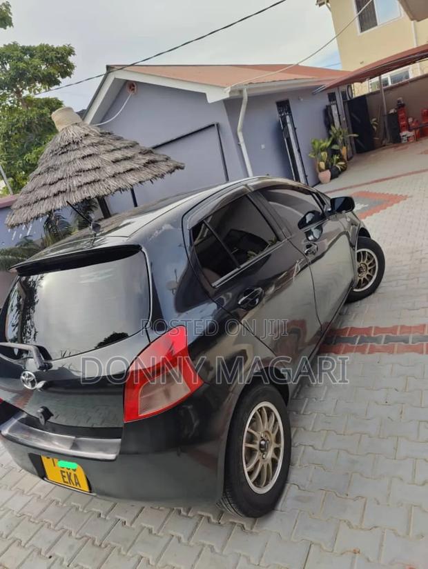 Toyota Vitz 1.3 AWD 3dr 2006 Black