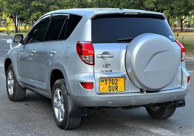 Toyota RAV4 2006 Silver