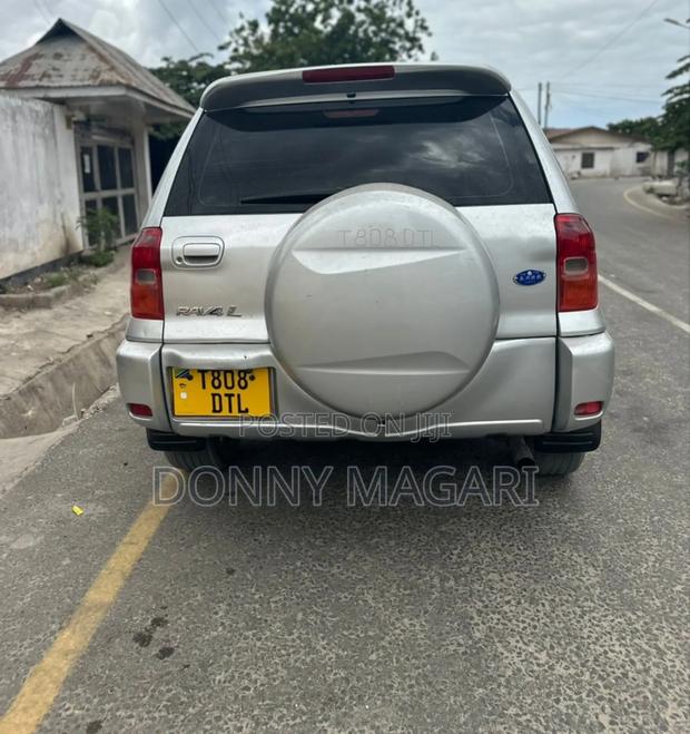Toyota RAV4 2002 Silver