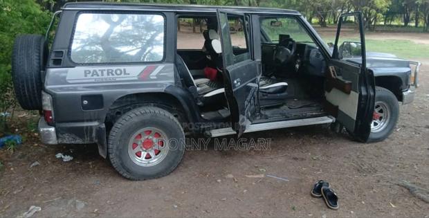Nissan Patrol 2005 Gray