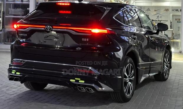 Toyota Harrier 2021 Black