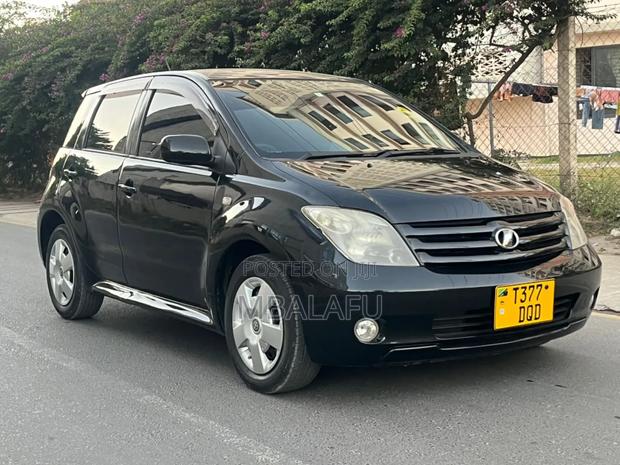 Toyota IST 2006 Black