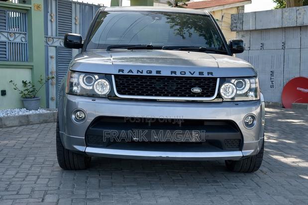 Land Rover Range Rover 2012 Gray