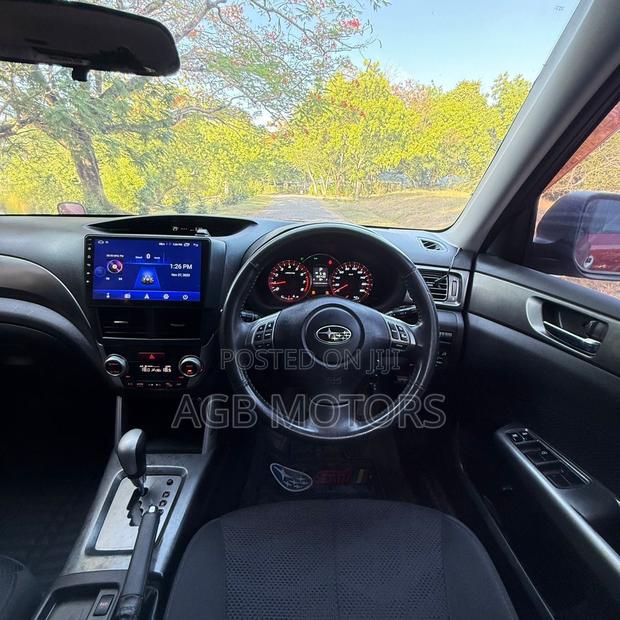 Subaru Forester 2.0D X 2011 Red