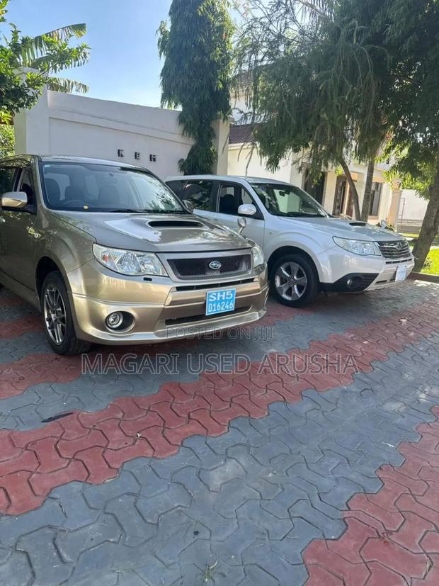 Subaru Forester 2009 Gold