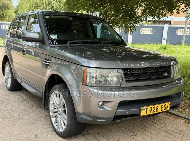 Land Rover Range Rover Sport 2010 Gray